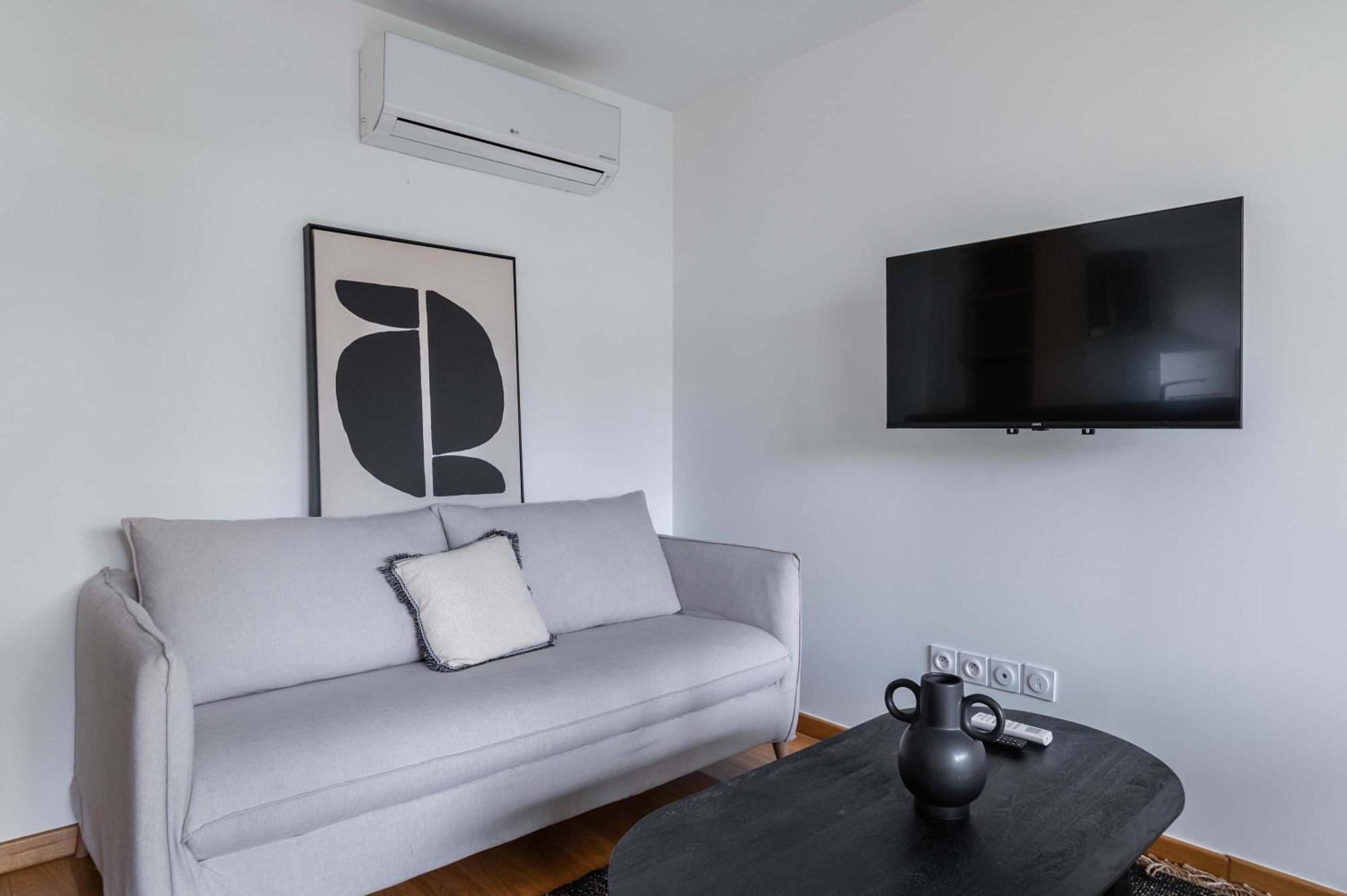 Appartement Lumineux Avec Terrasse Courbevoie - 4P - Flat-Guest Exteriör bild